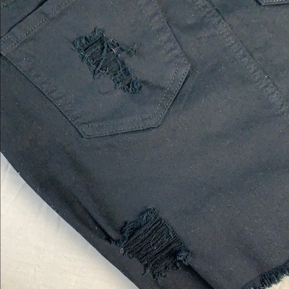 Distressed Raw-hem basic mini denim skirt - Picture 7 of 10